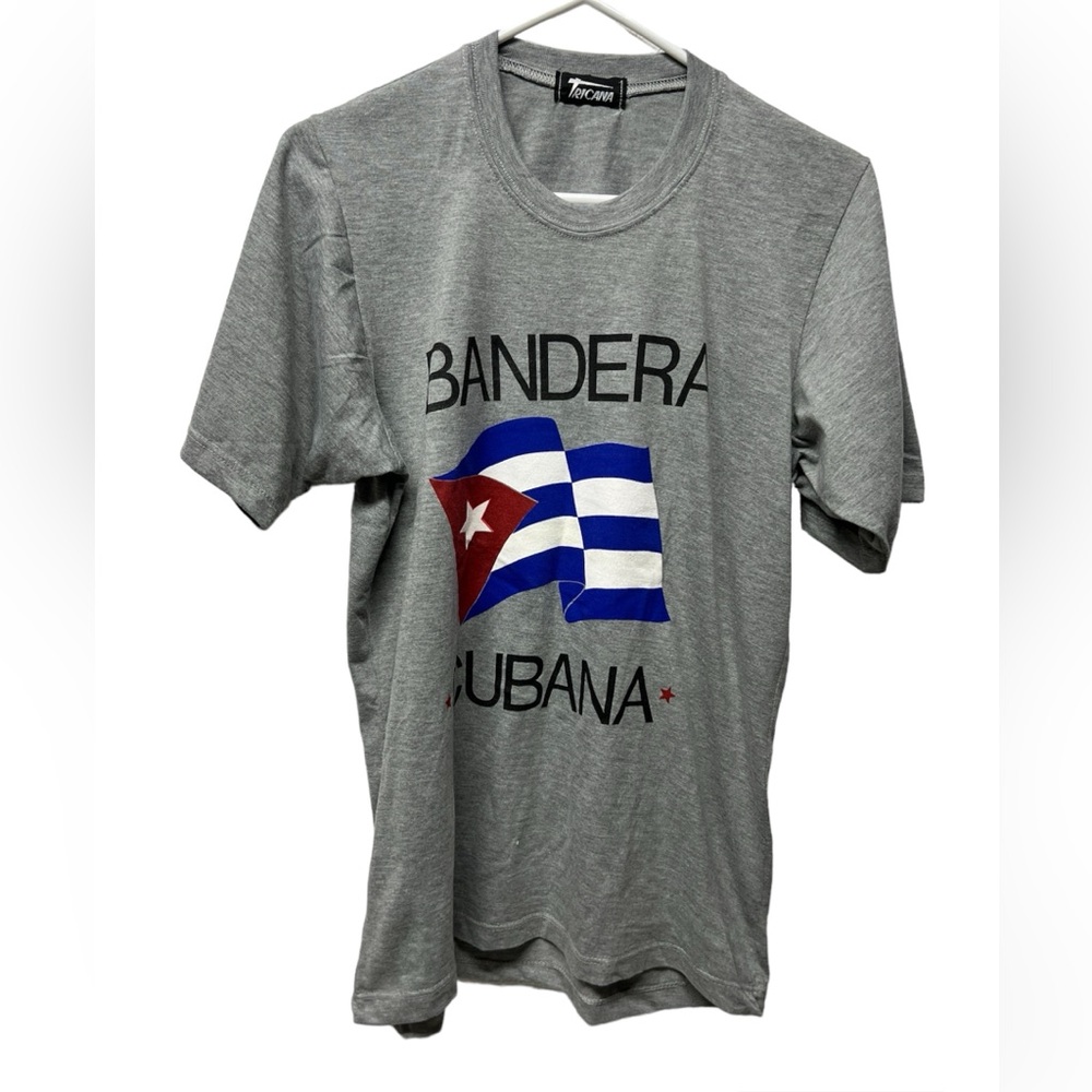 Trucana Caribbean island bandera Cubana t shirt small unisex